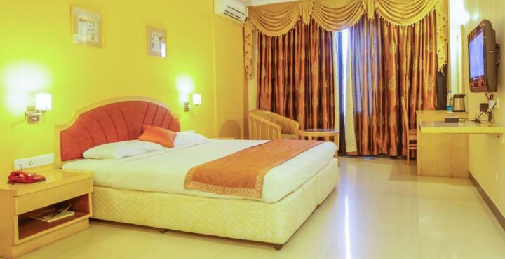 Aj International Hotel Bangalore Buitenkant foto